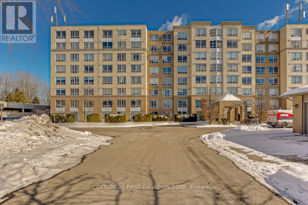607 - 1510 Richmond Street, London North, Ontario  N6G 4V2 - Photo 2 - X12904040