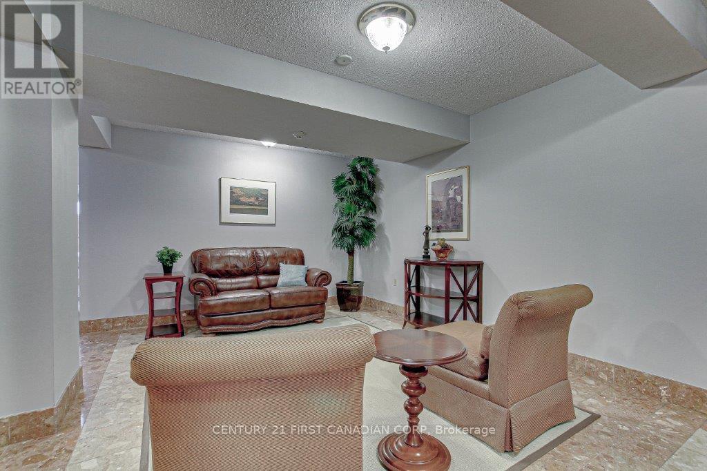 607 - 1510 Richmond Street, London North, Ontario  N6G 4V2 - Photo 5 - X12904040