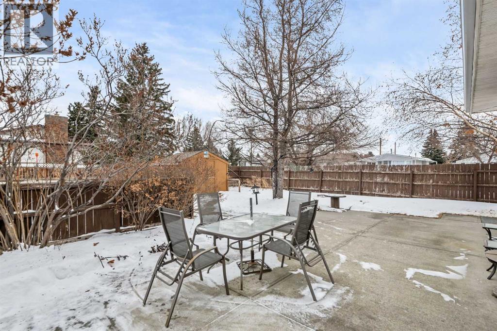 104 Doverthorn Close Se, Calgary, Alberta  T2B 2G6 - Photo 33 - A2289050