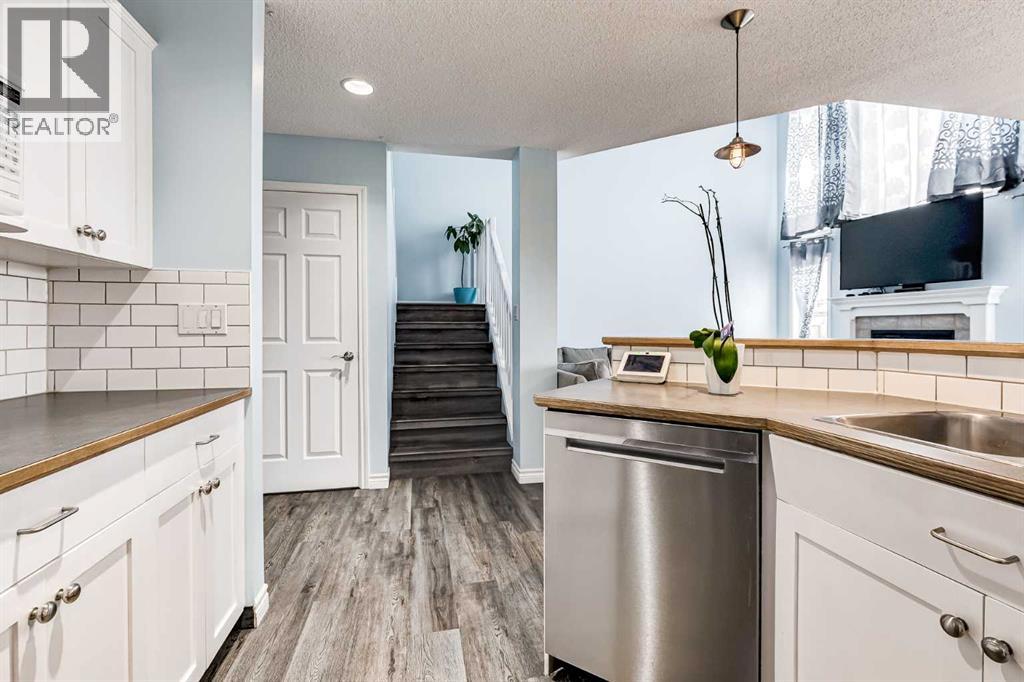 94 New Brighton Circle SE, Calgary, Alberta  T2Z 4B3 - Photo 13 - A2290924