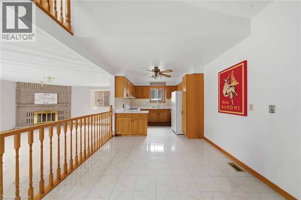 382 Hemlock Avenue, Stoney Creek, Ontario  L8E 2E1 - Photo 13 - 40813426