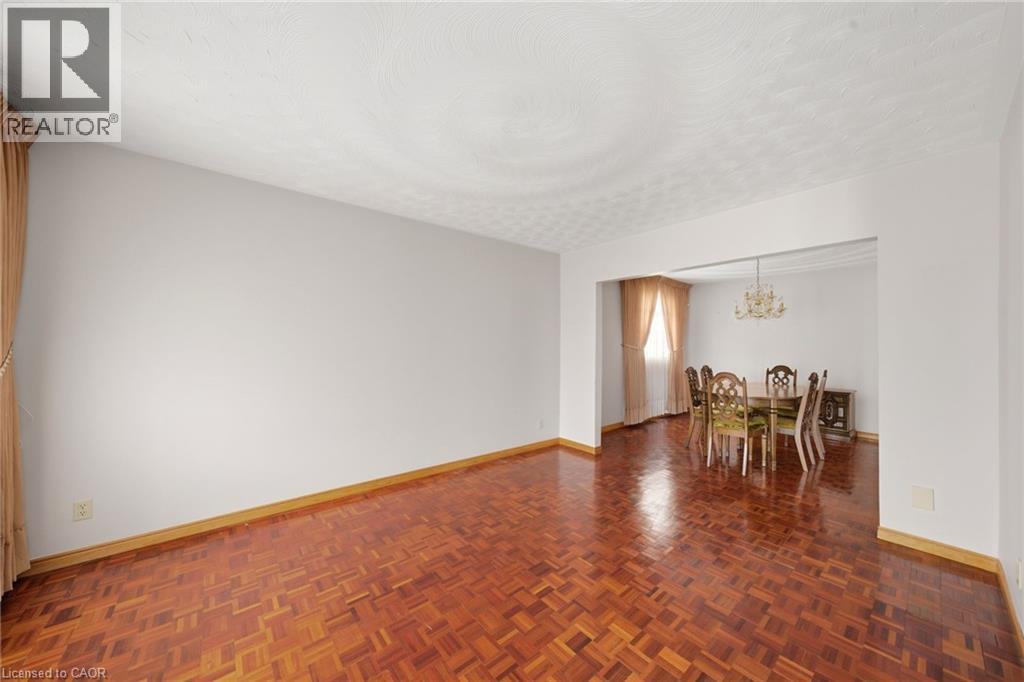 382 Hemlock Avenue, Stoney Creek, Ontario  L8E 2E1 - Photo 6 - 40813426