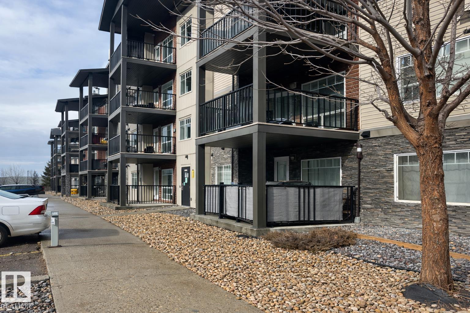 #410 9523 160 Av Nw, Edmonton, Alberta  T5Z 0N1 - Photo 3 - E4476806