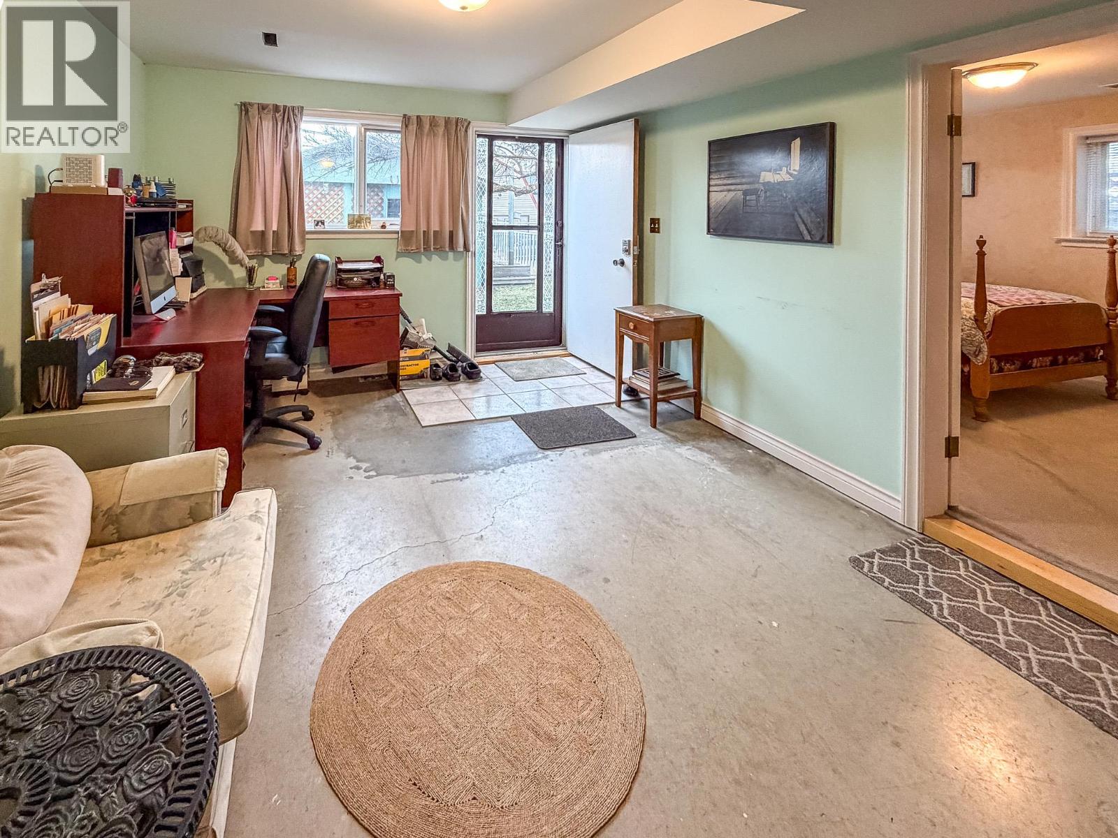 213 16th Avenue S, Cranbrook, British Columbia  V1C 2Z5 - Photo 20 - 10380175