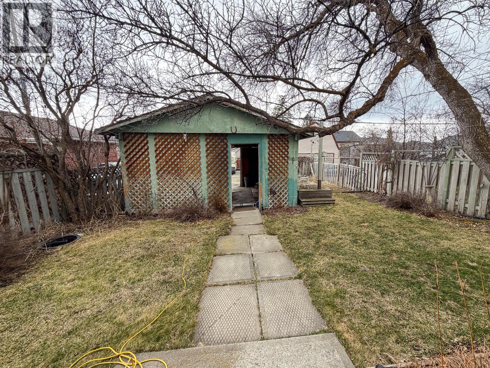 213 16th Avenue S, Cranbrook, British Columbia  V1C 2Z5 - Photo 27 - 10380175