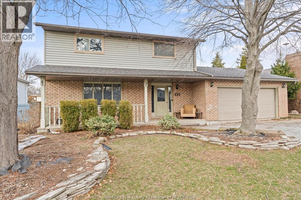 255 Melanie Lane, Belle River, Ontario N0R 1A0 - Photo 2 - 26005827