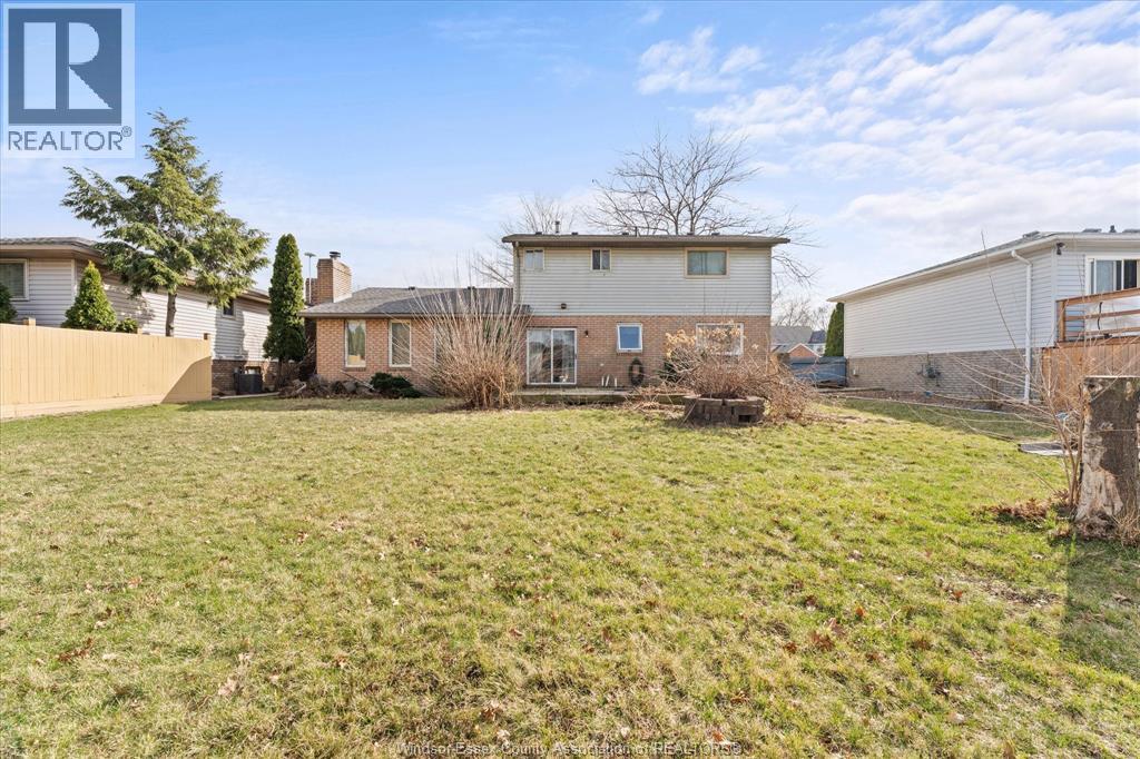 255 Melanie Lane, Belle River, Ontario N0R 1A0 - Photo 33 - 26005827