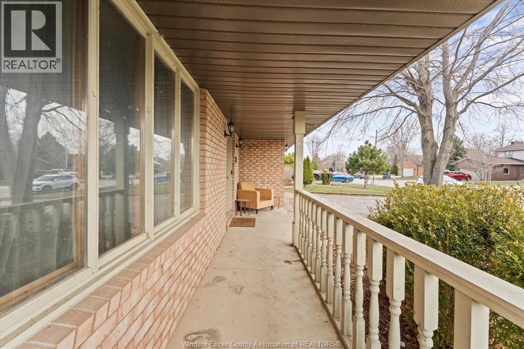 255 Melanie Lane, Belle River, Ontario N0R 1A0 - Photo 5 - 26005827