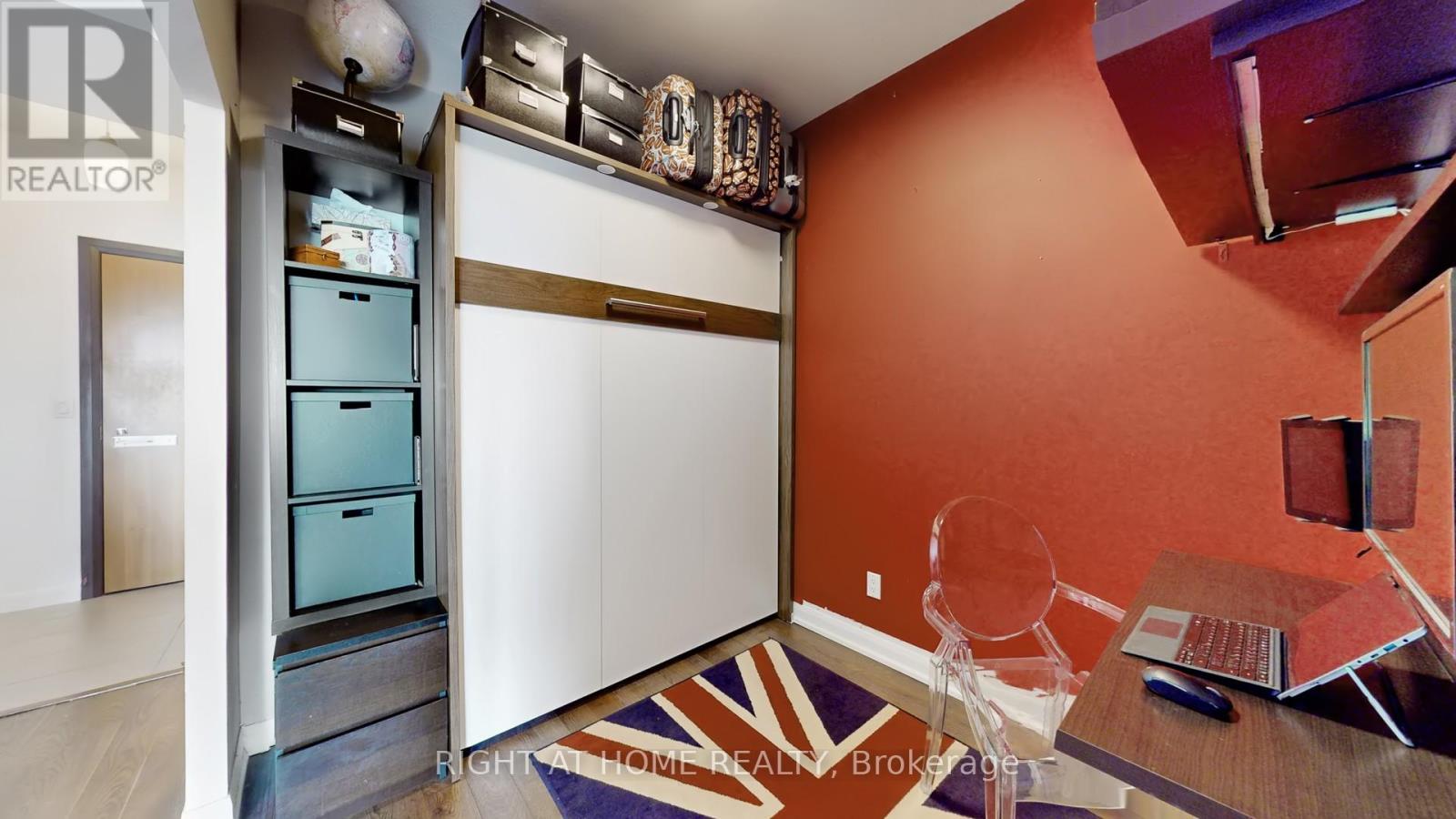 2604 - 500 Sherbourne Street, Toronto, Ontario  M4X 1L1 - Photo 13 - C12903852