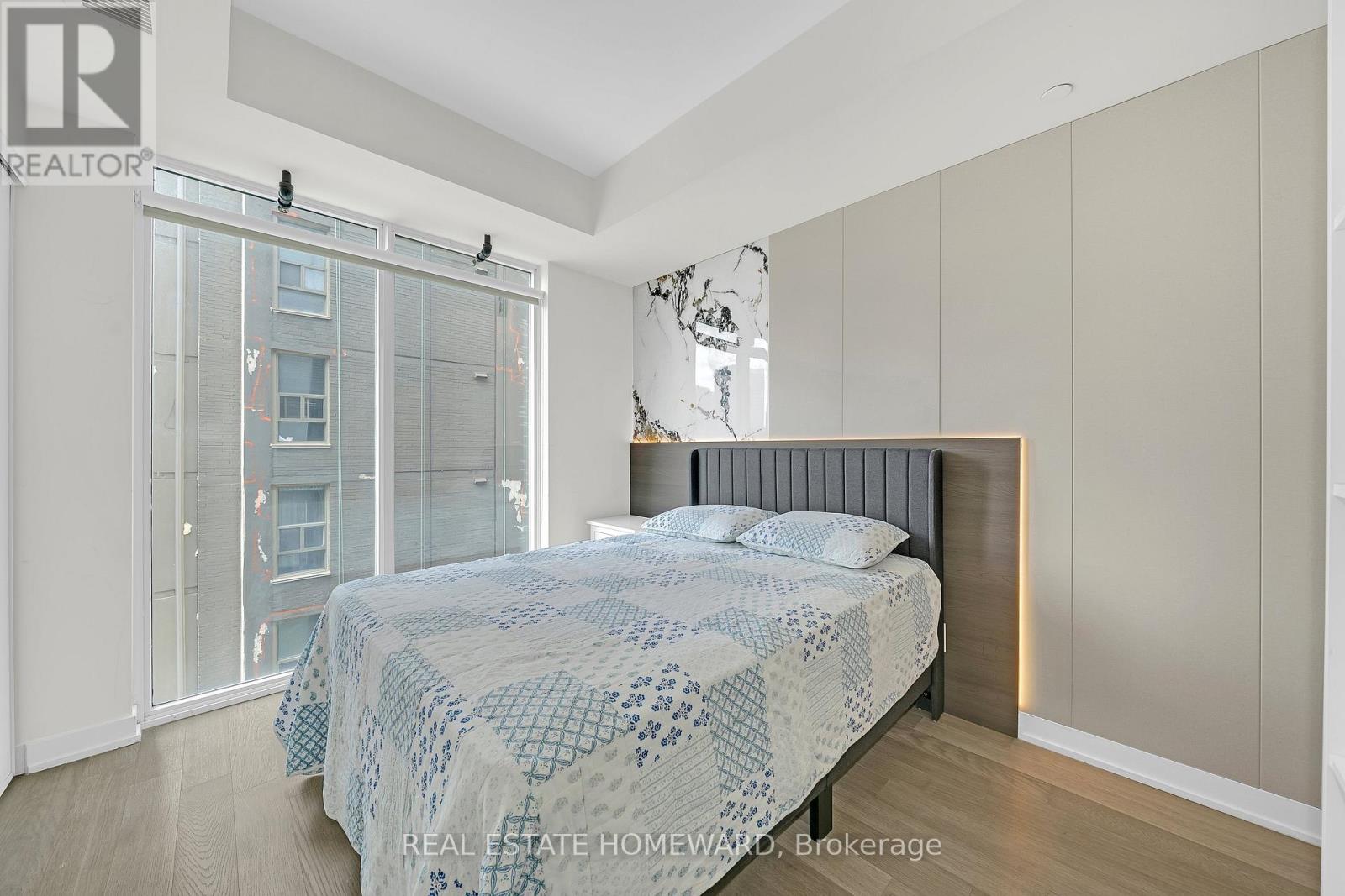 1607 - 17 Dundonald Street, Toronto, Ontario M4Y 1K3 - Photo 14 - C12903896