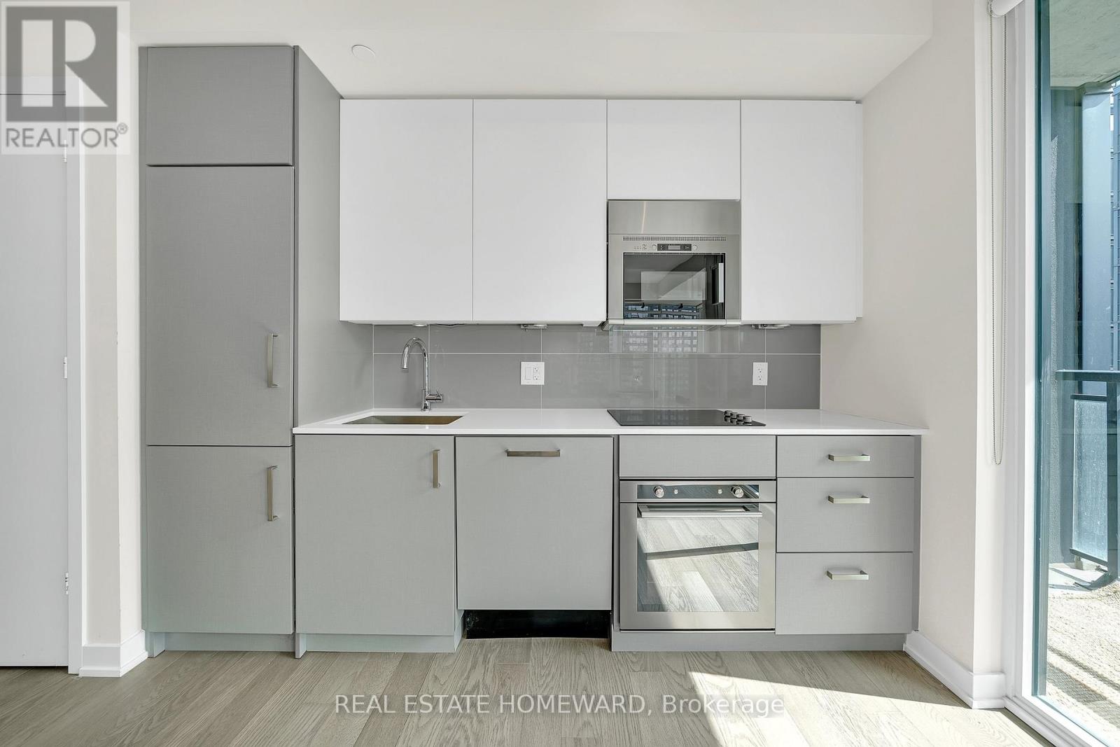 1607 - 17 Dundonald Street, Toronto, Ontario M4Y 1K3 - Photo 6 - C12903896