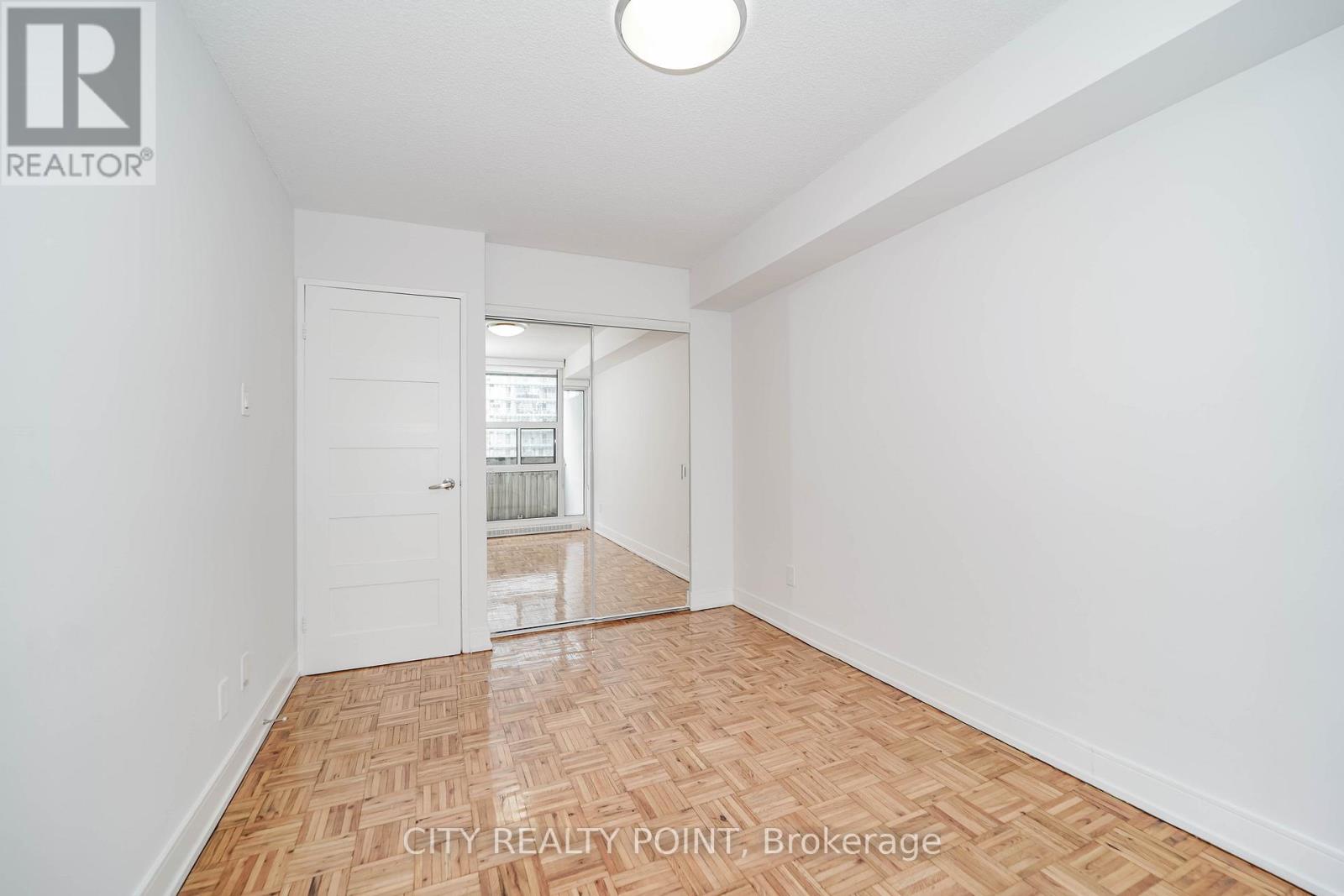 1409 - 33 Isabella Street, Toronto, Ontario  M4Y 2P7 - Photo 6 - C12904042