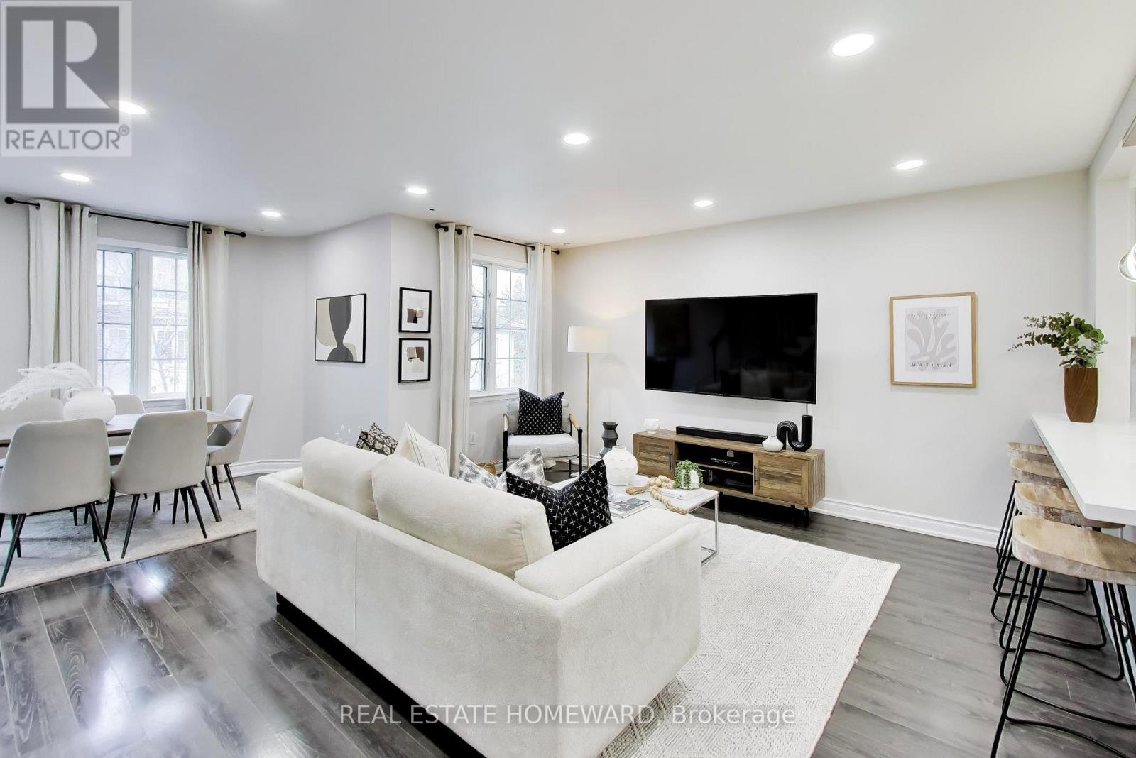 B16 - 108 Finch Avenue W, Toronto, Ontario  M2N 6W6 - Photo 3 - C12904056