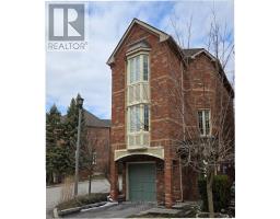 33 GUILDPARK PATHWAY, Toronto, Ontario