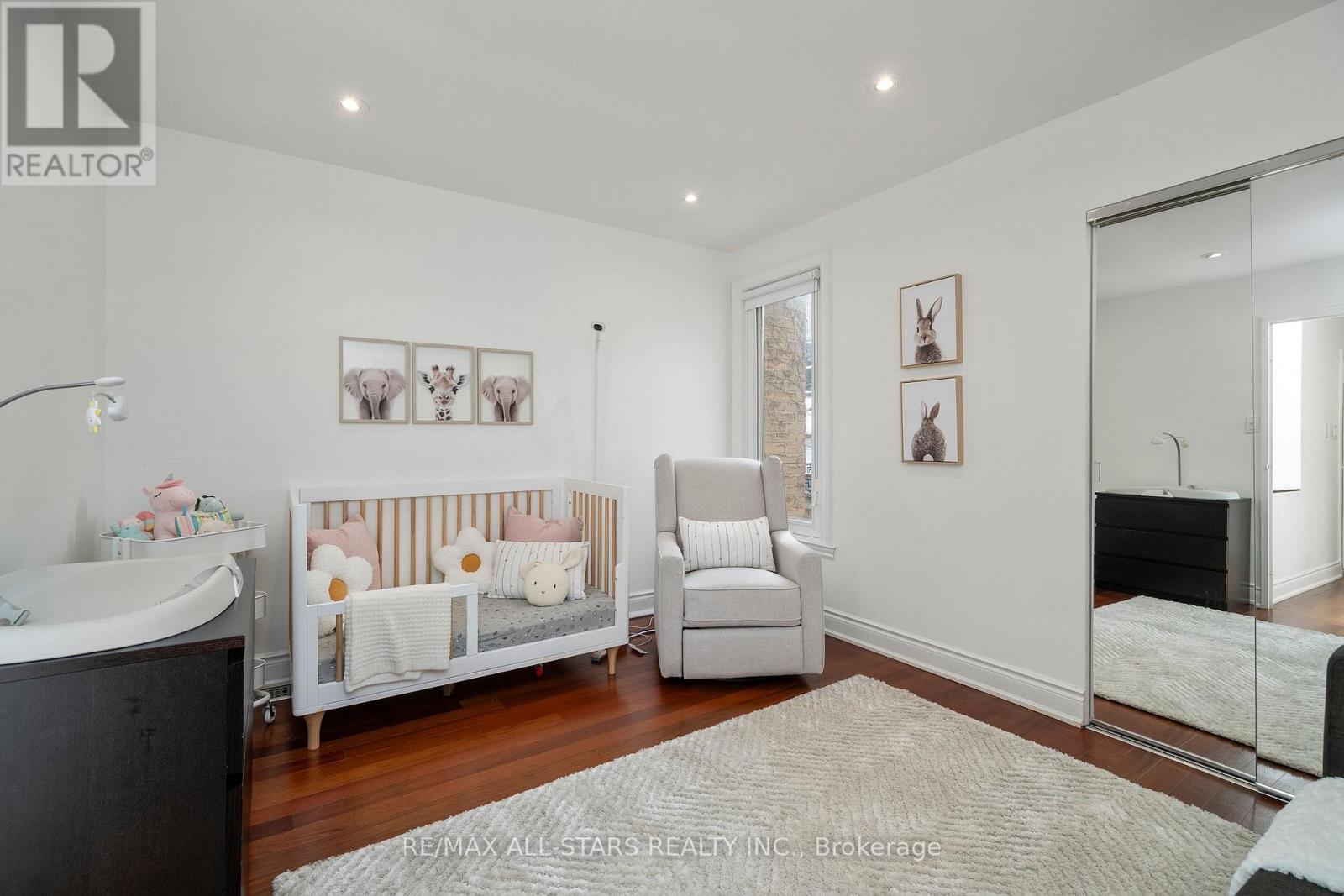 3 - 83 Pape Avenue, Toronto, Ontario  M4M 2V5 - Photo 27 - E12903892