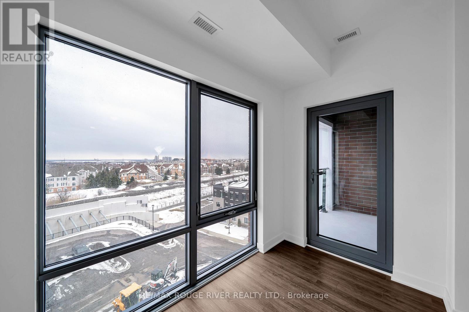 624 - 51 Clarington Boulevard, Clarington, Ontario  L1C 7J8 - Photo 5 - E12903906