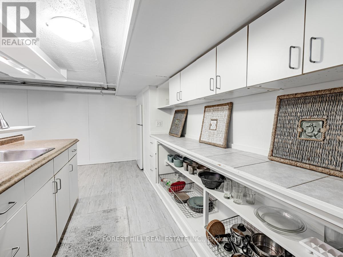 Lower - 29 Scarboro Beach Boulevard, Toronto, Ontario  M4E 2W9 - Photo 13 - E12904006