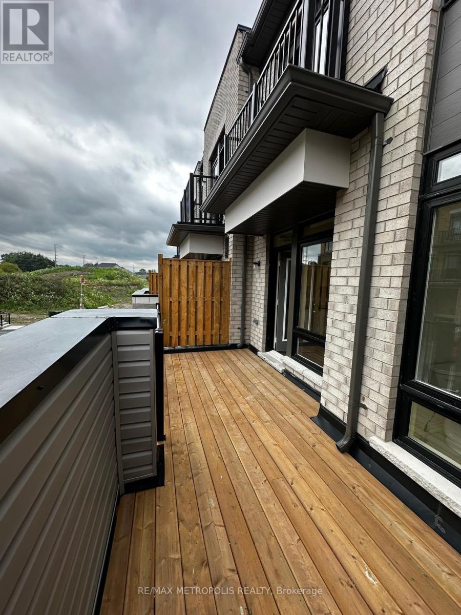 508 Danks Ridge Drive, Ajax, Ontario  L1S 0H4 - Photo 7 - E12904010