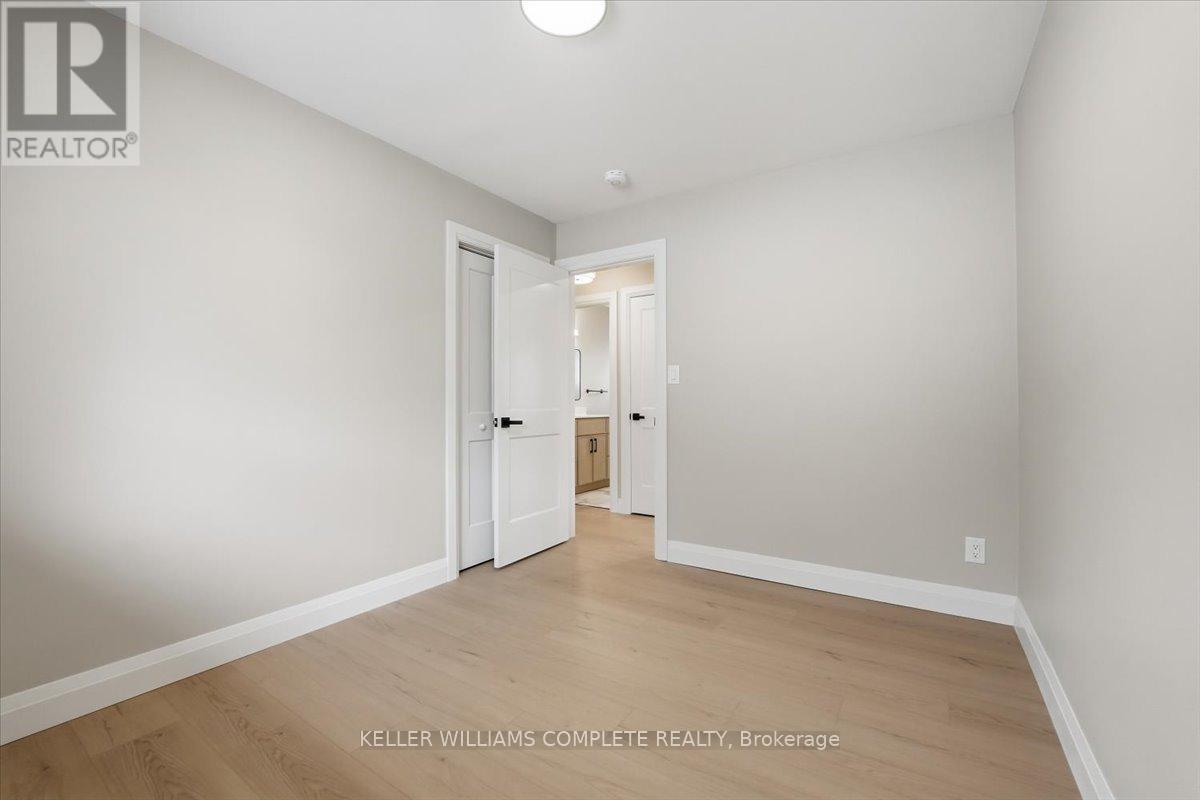 8165 Paddock Trail Drive, Niagara Falls, Ontario  L2H 1W9 - Photo 20 - X12898626