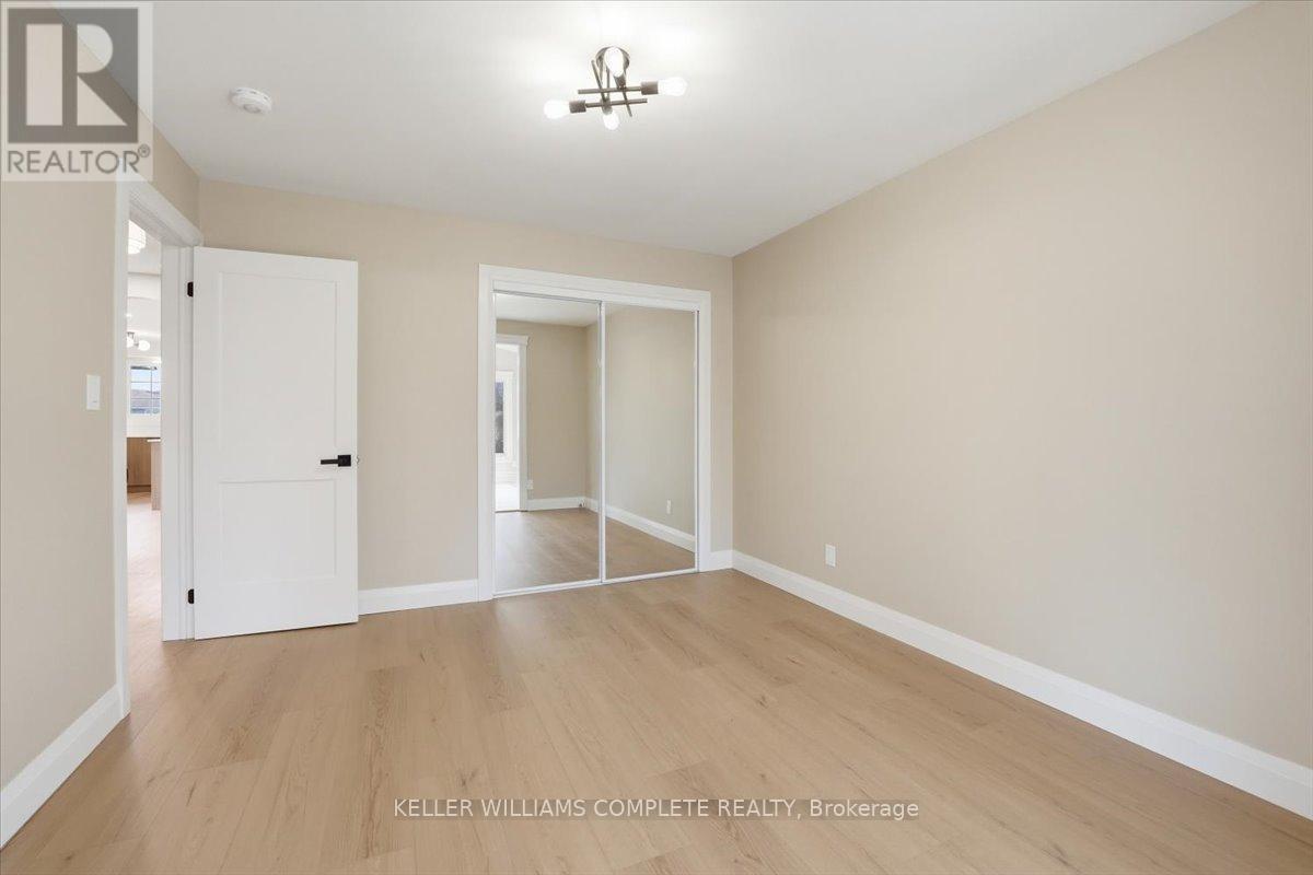 8165 Paddock Trail Drive, Niagara Falls, Ontario  L2H 1W9 - Photo 27 - X12898626