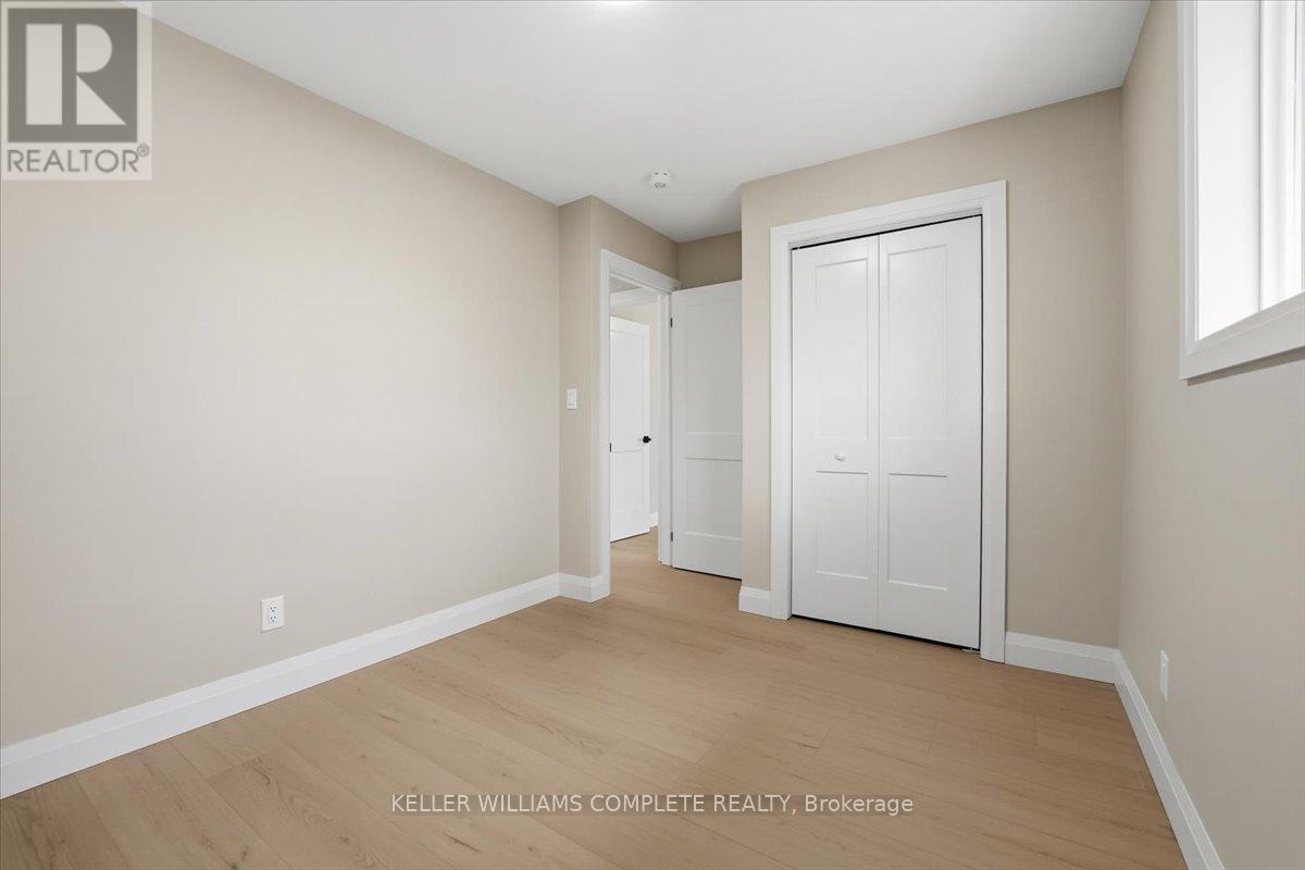 8165 Paddock Trail Drive, Niagara Falls, Ontario  L2H 1W9 - Photo 22 - X12898626