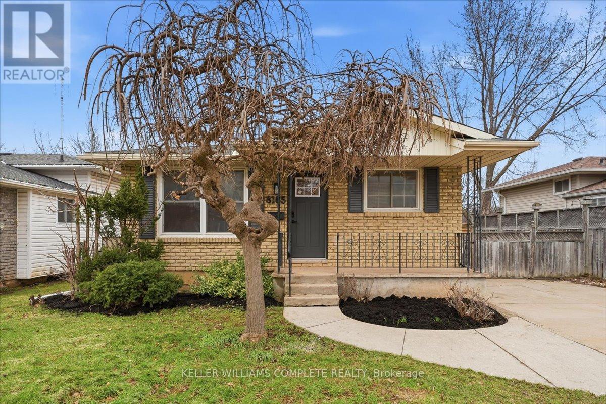 8165 Paddock Trail Drive, Niagara Falls, Ontario  L2H 1W9 - Photo 47 - X12898626