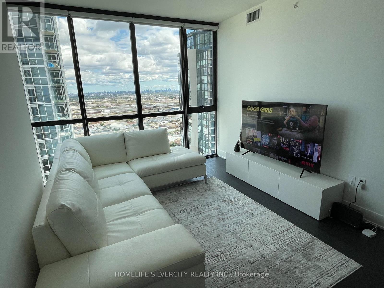 2916 Highway 7 Road, Vaughan, Ontario  L6K 0K6 - Photo 3 - N12903876