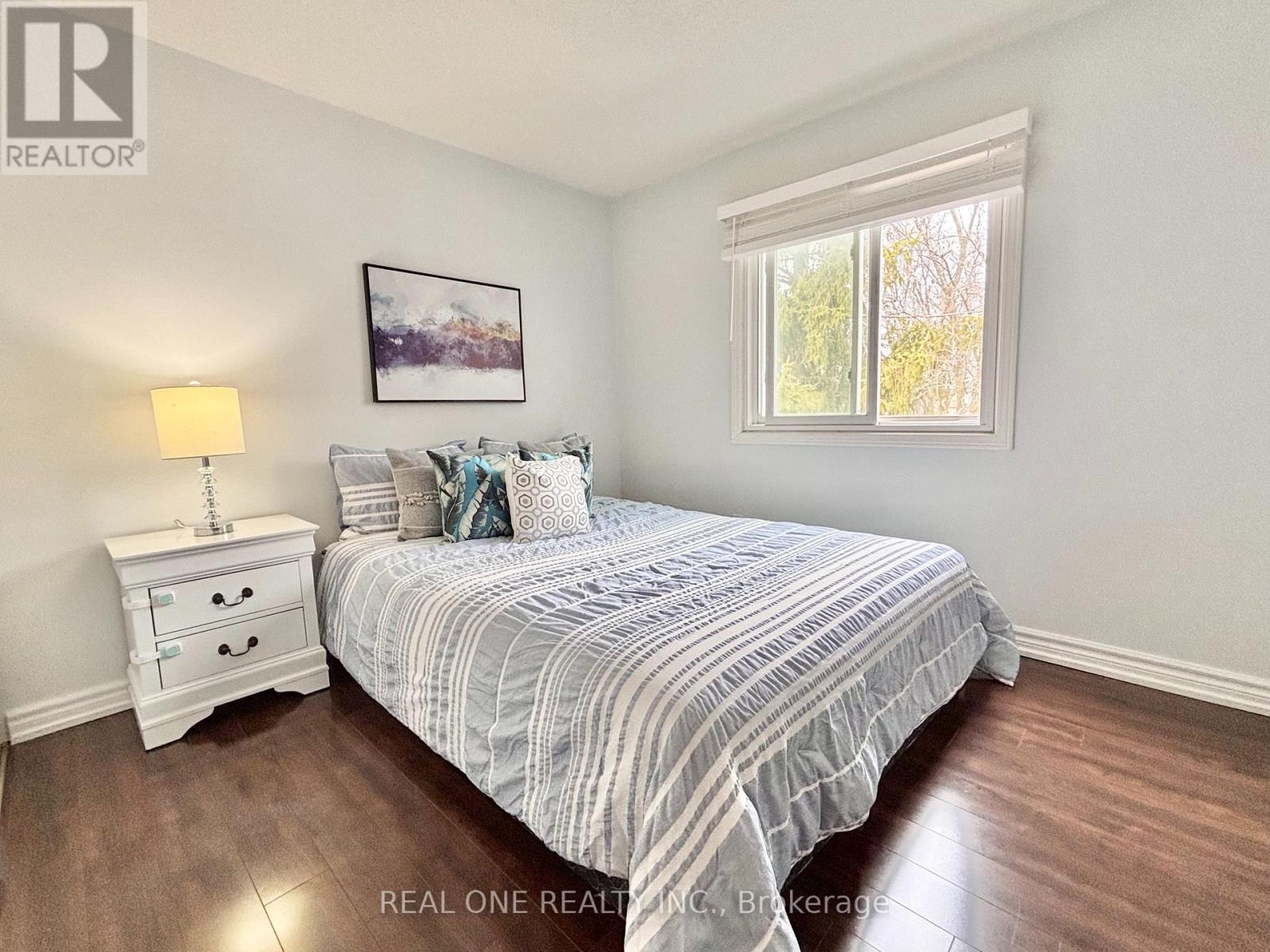 9 Breckonwood Crescent, Markham, Ontario  L3T 5G8 - Photo 28 - N12903890