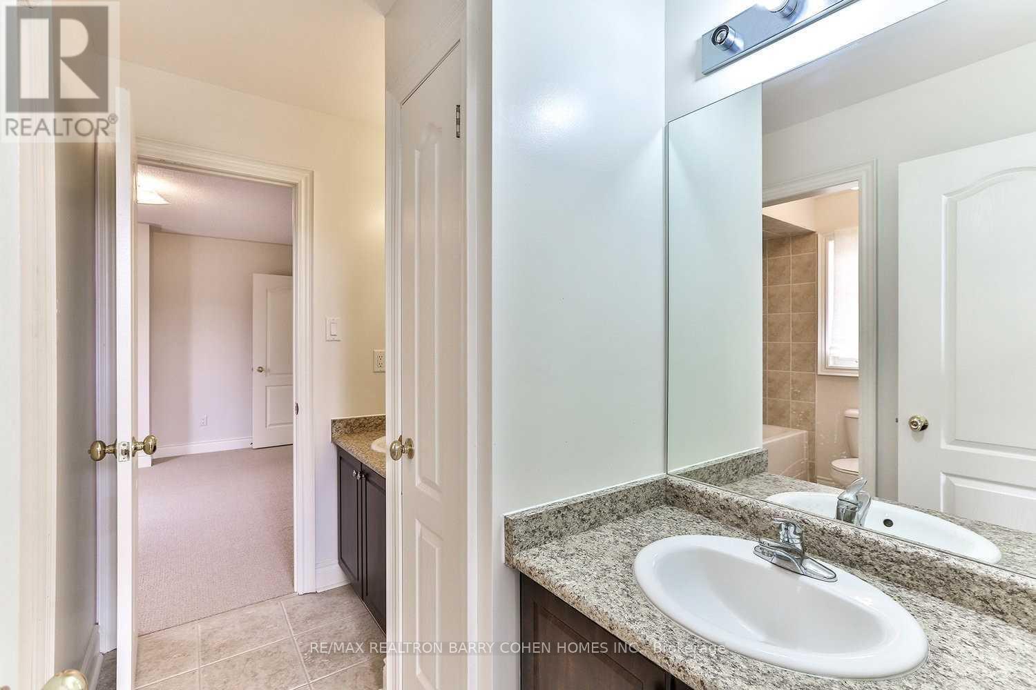 79 Giordano Way, Vaughan, Ontario  L6A 0P7 - Photo 12 - N12903920