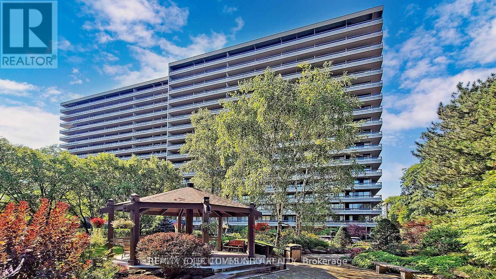 901 - 8111 Yonge Street, Markham, Ontario  L3T 4V9 - Photo 4 - N12904002