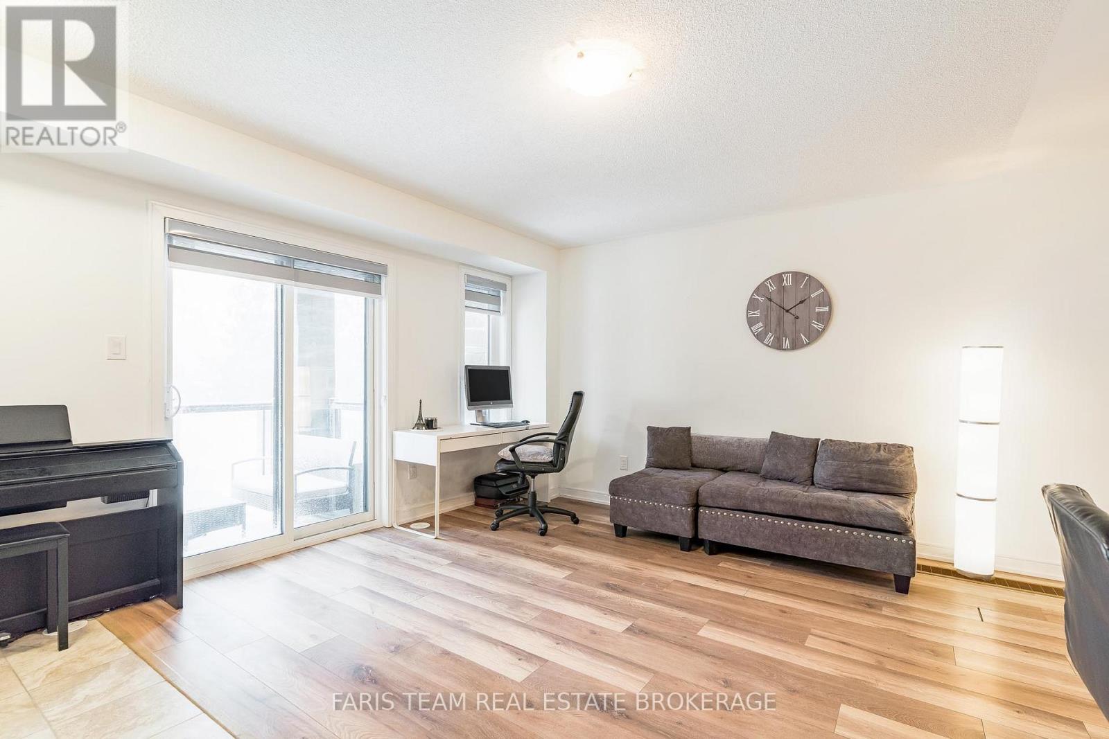 39 Appletree Lane, Barrie, Ontario  L9J 0P1 - Photo 13 - S12903938