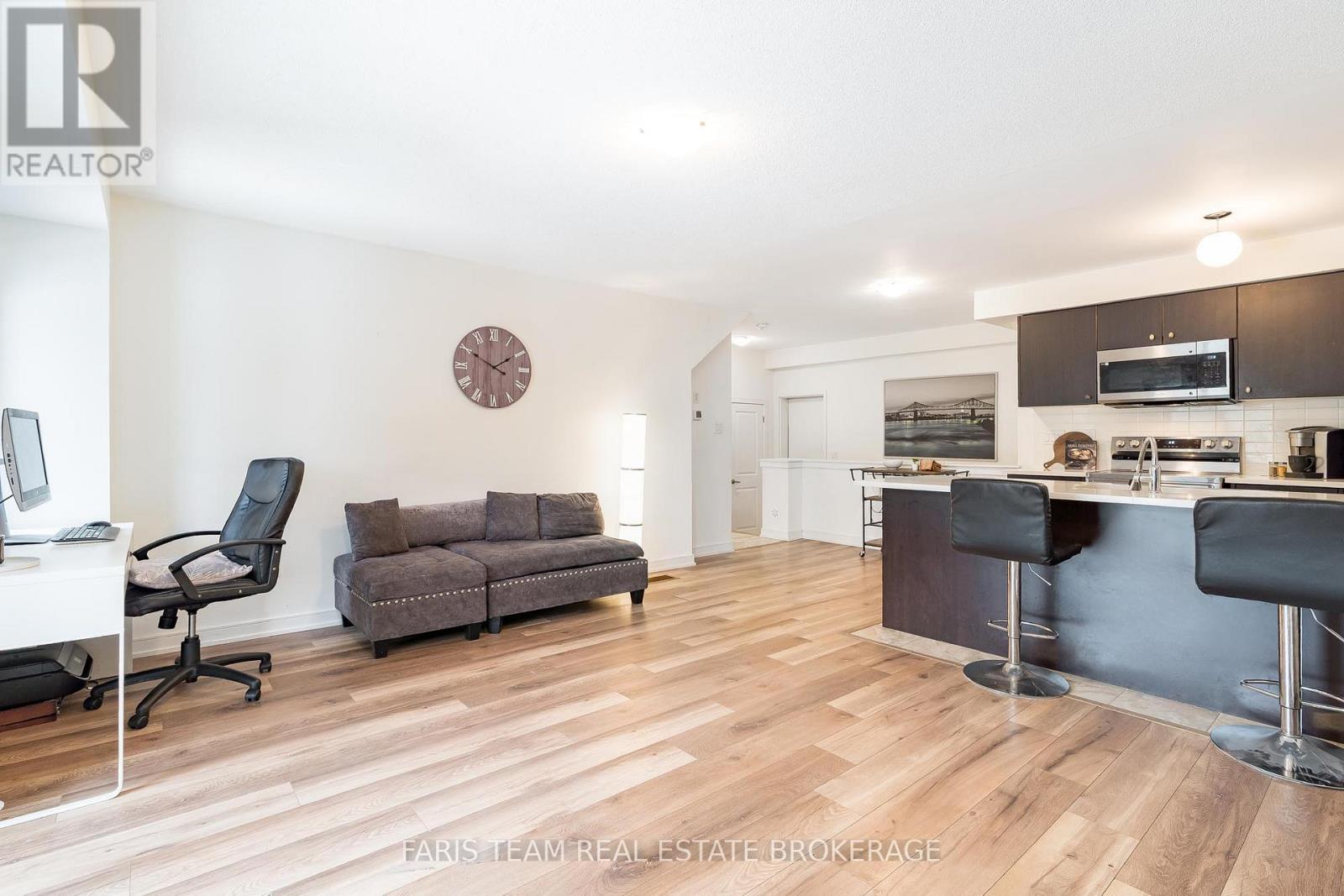 39 Appletree Lane, Barrie, Ontario  L9J 0P1 - Photo 15 - S12903938