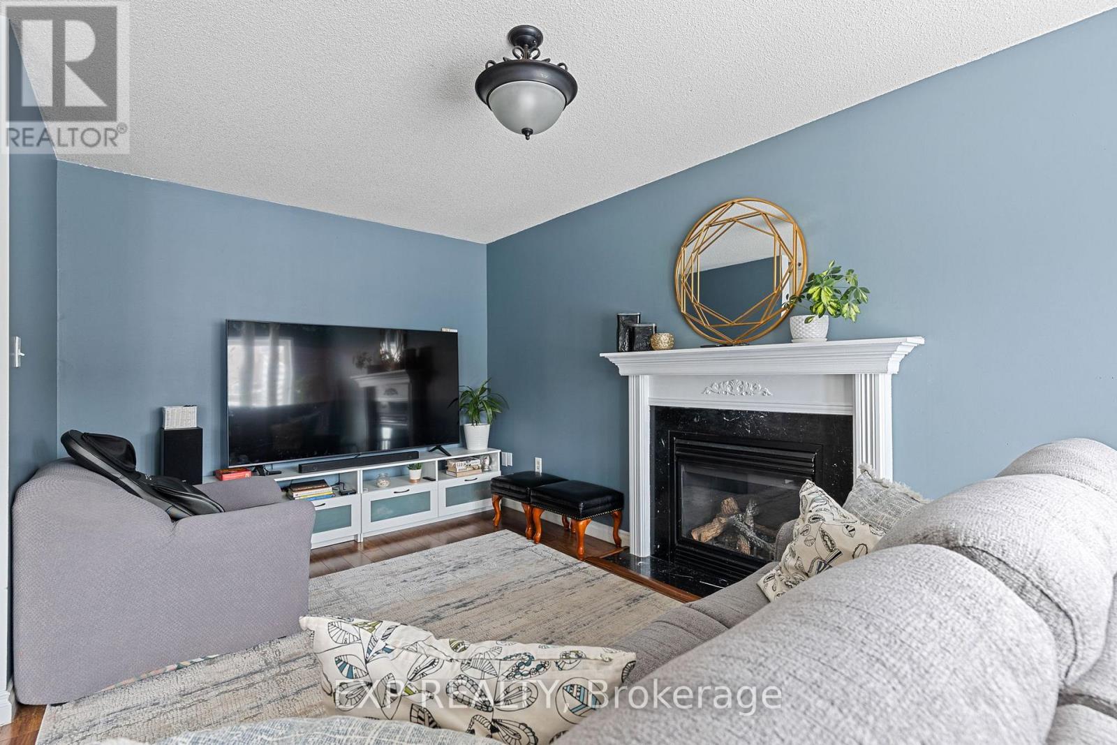 5 Sun King Crescent, Barrie, Ontario  L4M 7J8 - Photo 10 - S12903954