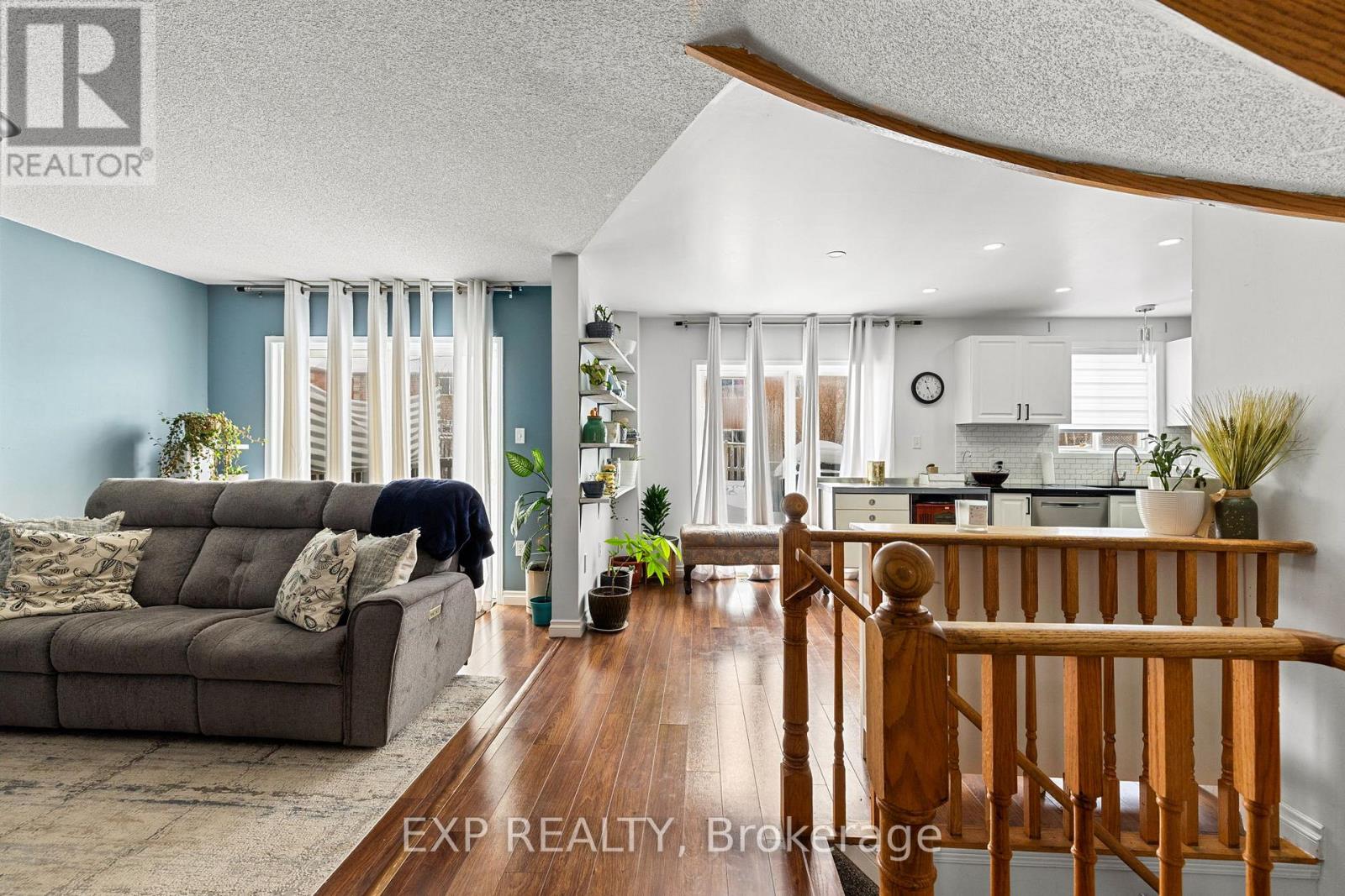 5 Sun King Crescent, Barrie, Ontario  L4M 7J8 - Photo 8 - S12903954