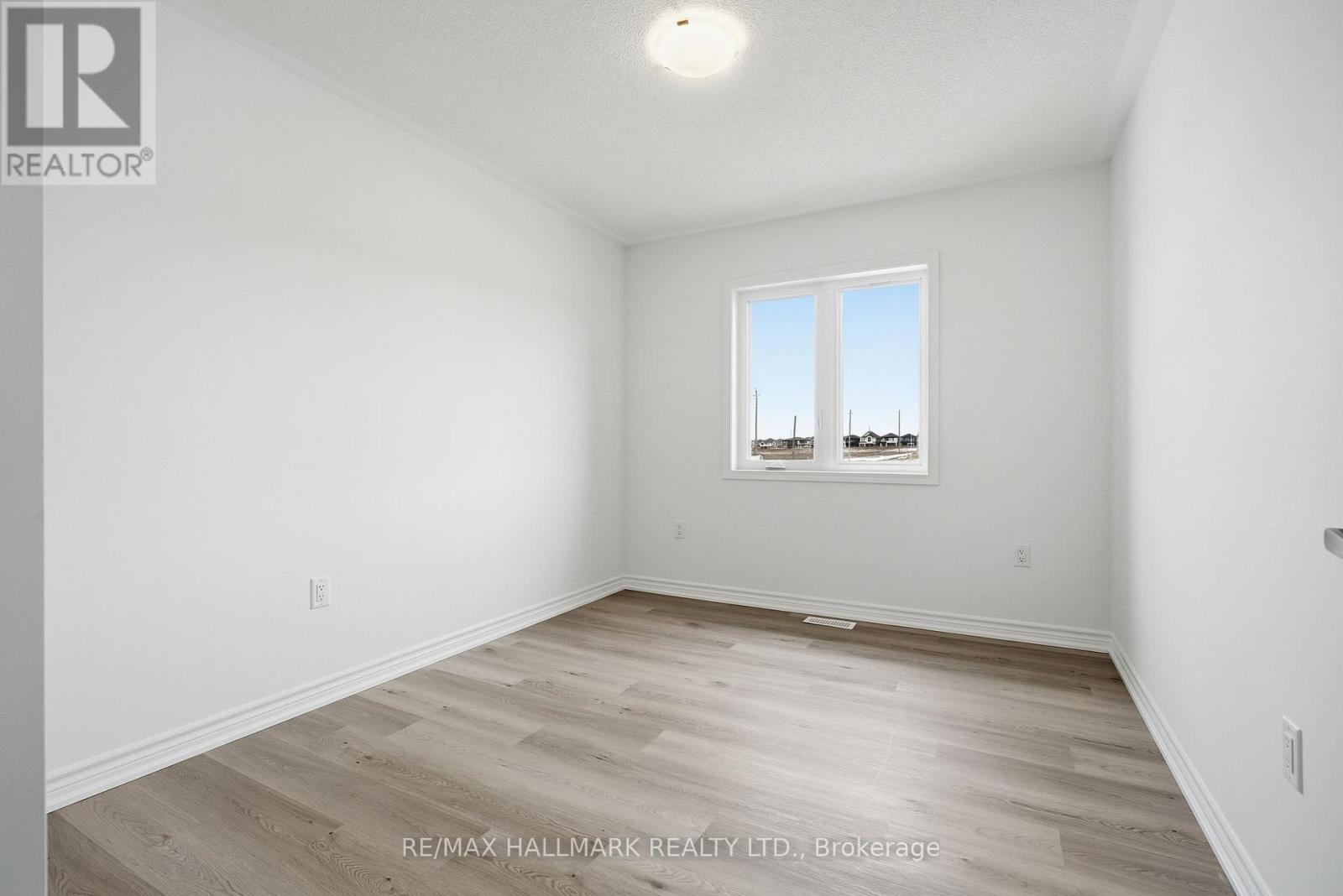 42 Vinewood Crescent, Barrie, Ontario  L9J 1B4 - Photo 23 - S12903980