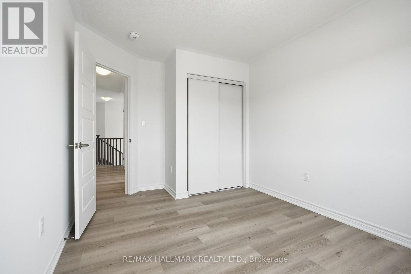 42 Vinewood Crescent, Barrie, Ontario  L9J 1B4 - Photo 24 - S12903980