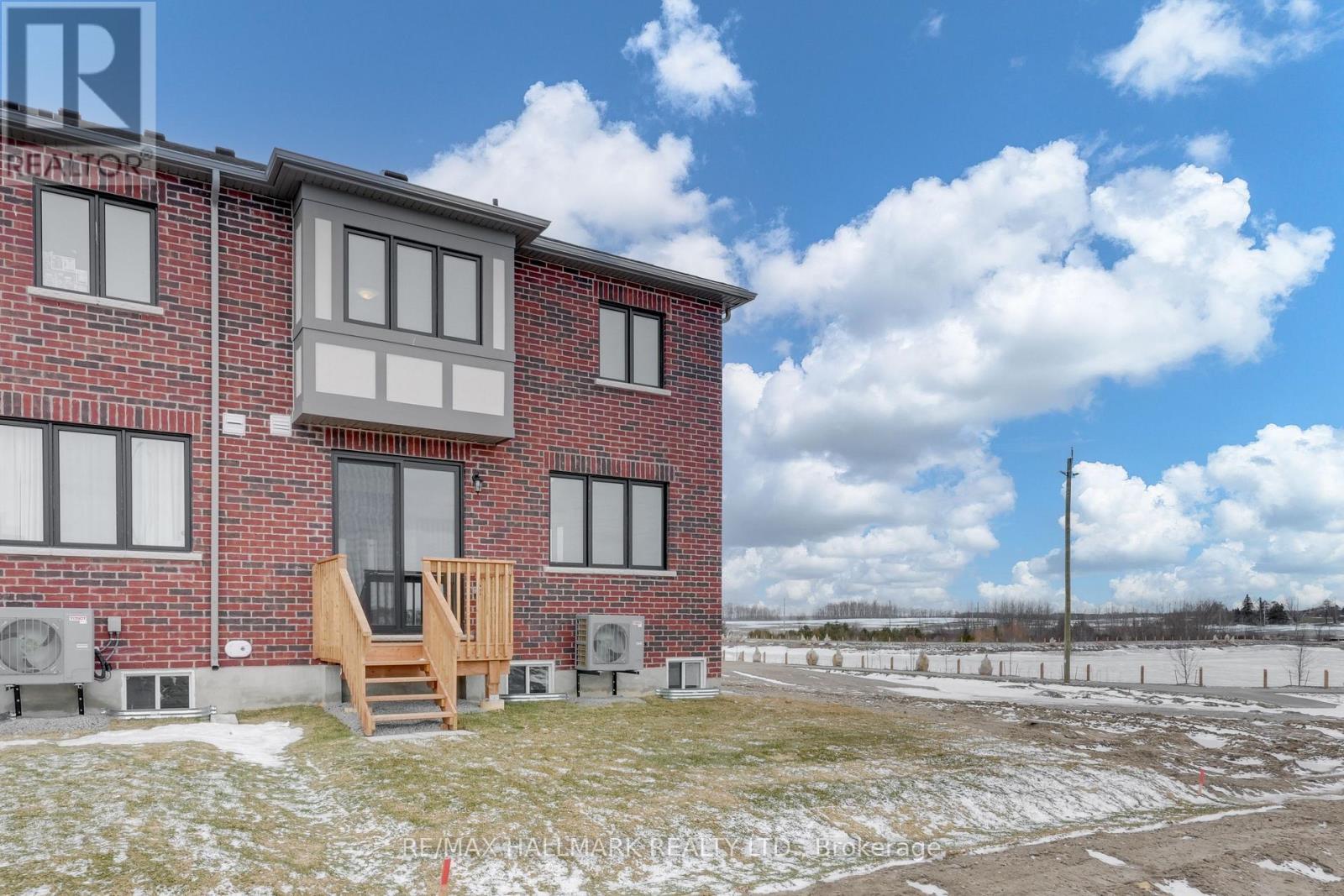 42 Vinewood Crescent, Barrie, Ontario  L9J 1B4 - Photo 34 - S12903980