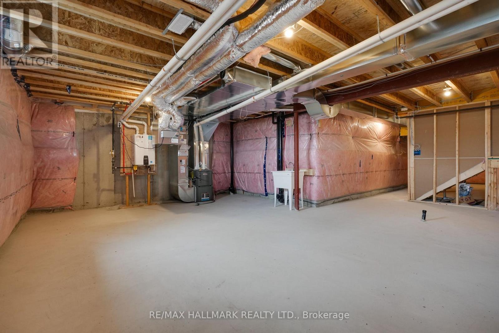 42 Vinewood Crescent, Barrie, Ontario  L9J 1B4 - Photo 36 - S12903980