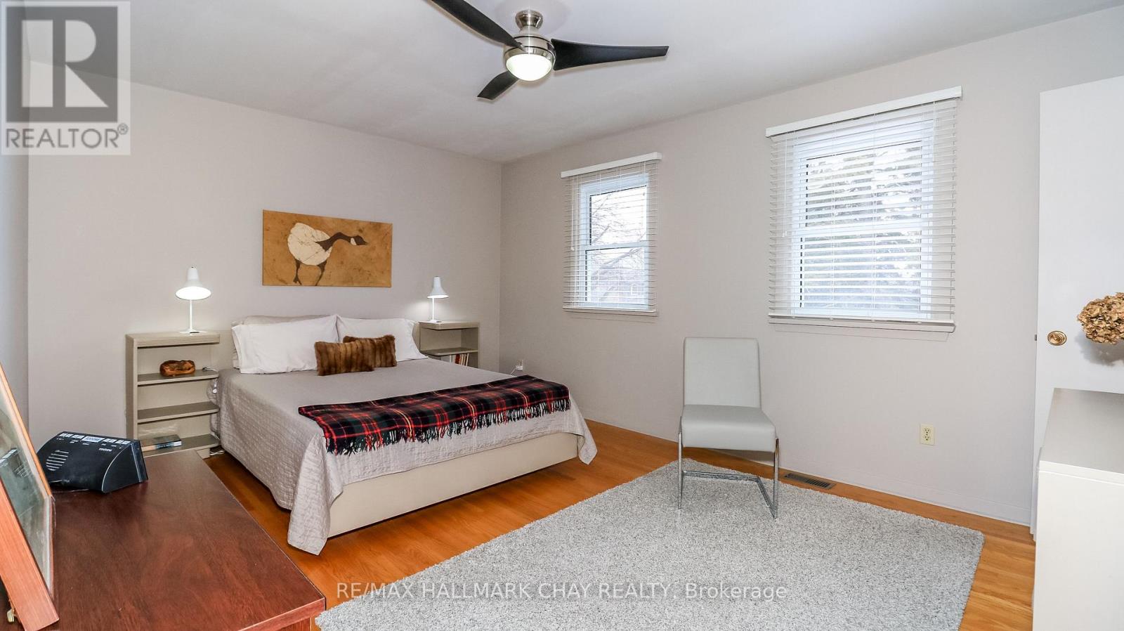 38 Peacock Lane, Barrie, Ontario  L4N 3R8 - Photo 18 - S12904020