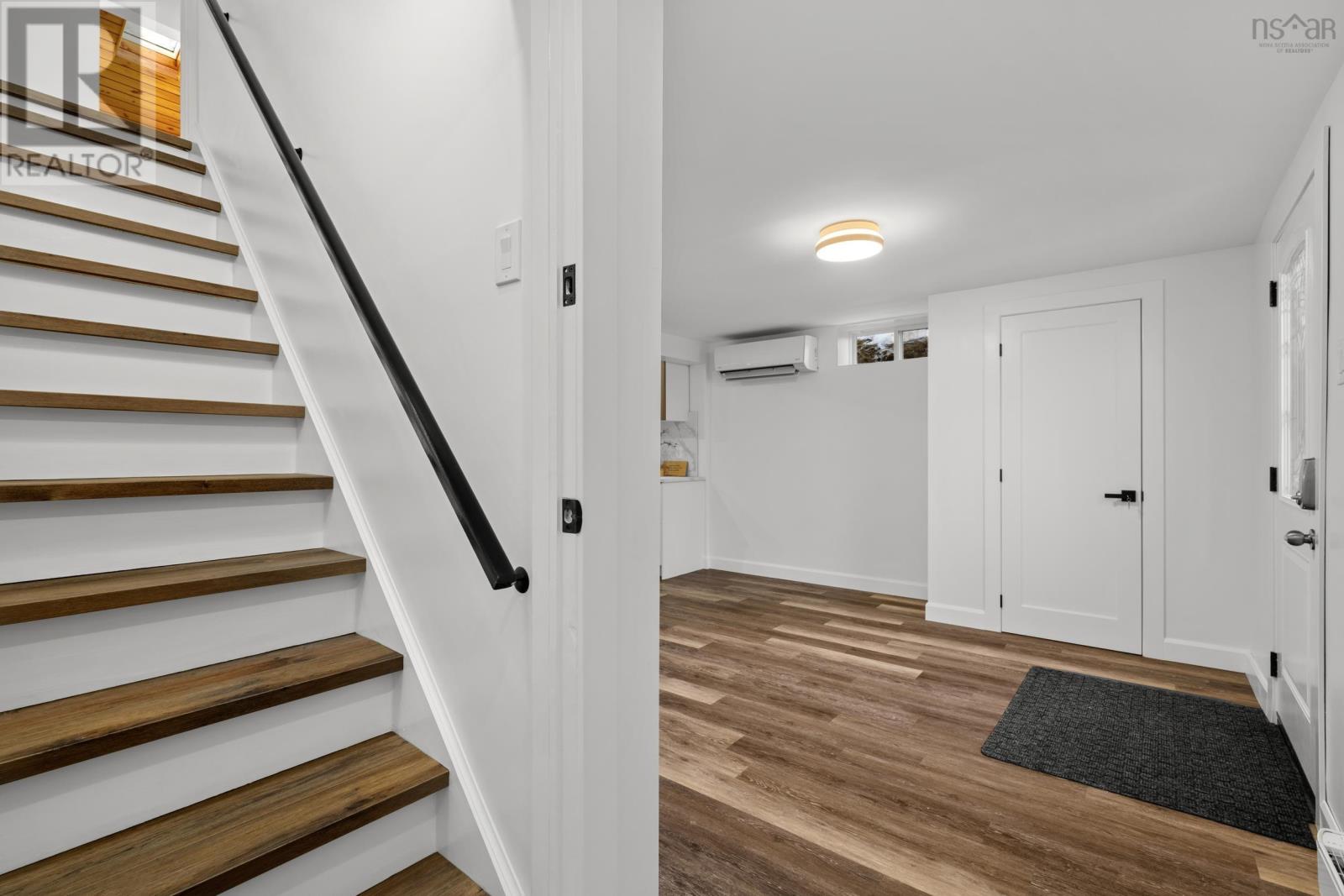 18 Forest Hill Drive, Halifax, Nova Scotia  B3M 1X4 - Photo 35 - 202604405