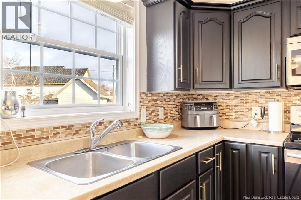 723 Brookside Drive, Fredericton, New Brunswick  E3G 8T9 - Photo 7 - NB134589