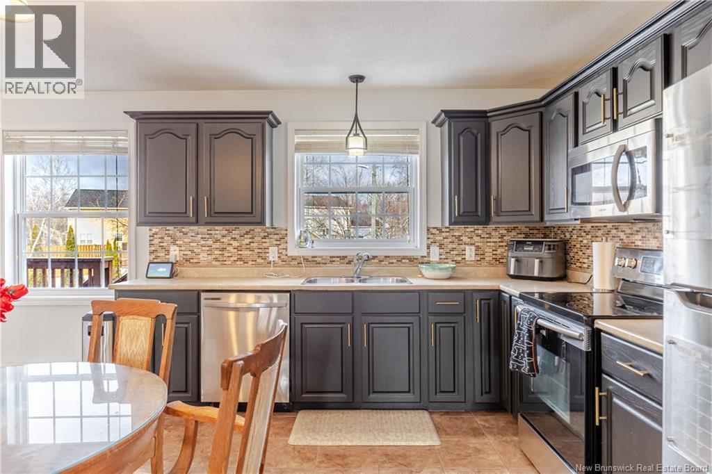 723 Brookside Drive, Fredericton, New Brunswick  E3G 8T9 - Photo 6 - NB134589