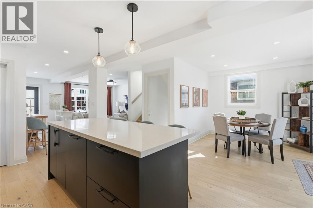 286 East 18th Street, Hamilton, Ontario  L9A 4P6 - Photo 14 - 40807721