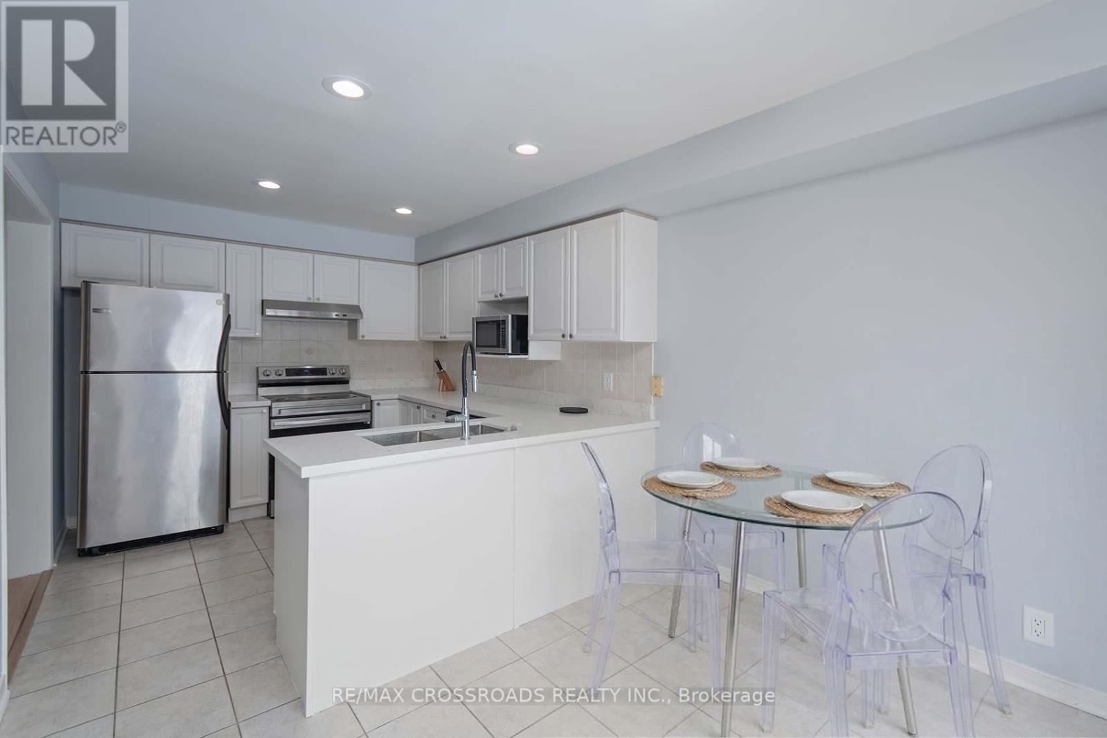 510 Hickory Street N, Whitby, Ontario  L1N 9W8 - Photo 10 - E12904046