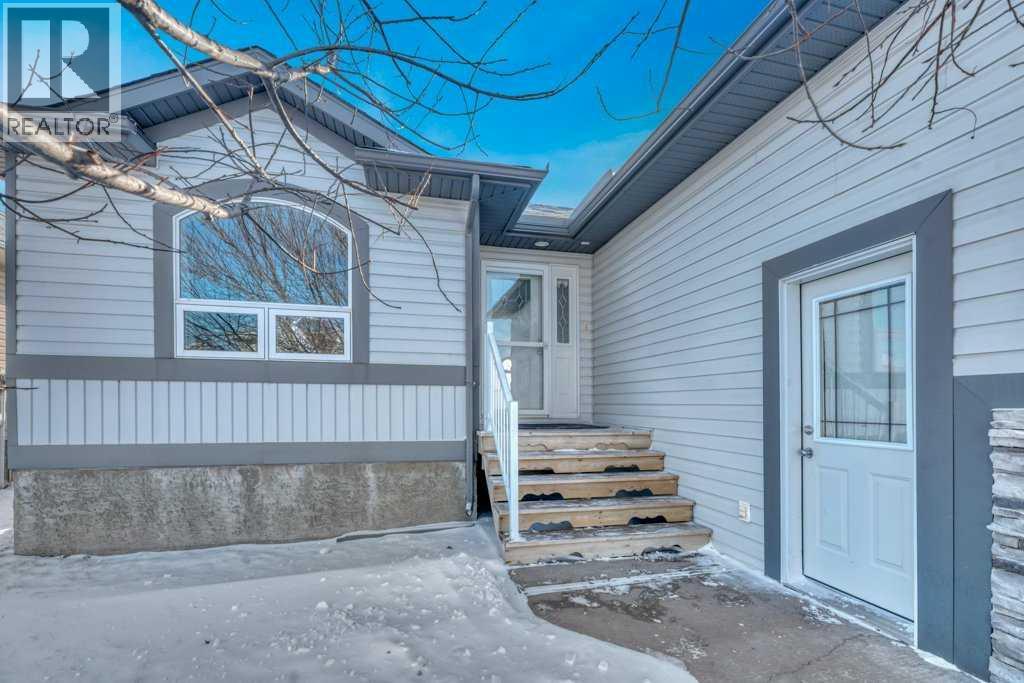133 Parklane Drive, Strathmore, Alberta  T1P 1V8 - Photo 2 - A2288429