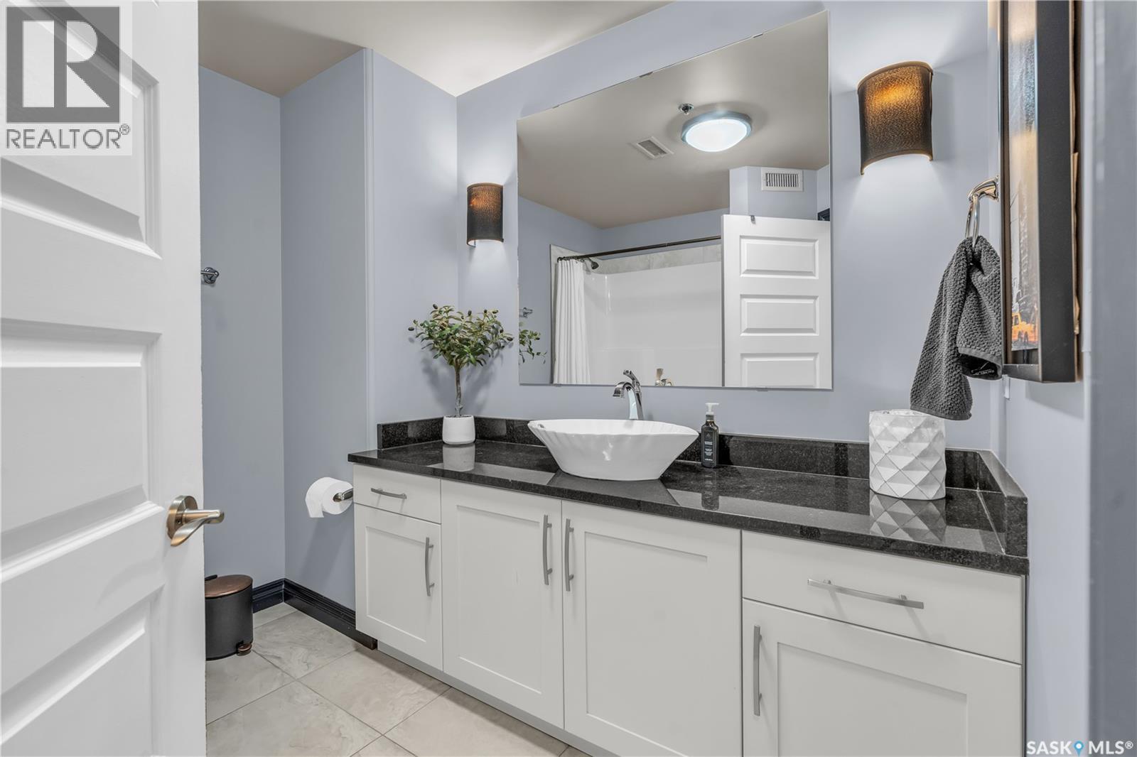 302 157 2nd Avenue N, Saskatoon, Saskatchewan  S7H 3X7 - Photo 17 - SK030921