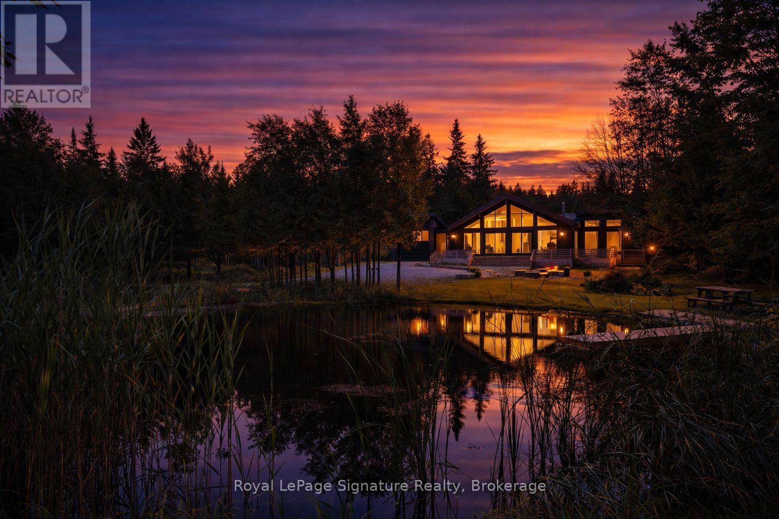 415040 10th Line, Blue Mountains, Ontario  N0H 2E0 - Photo 2 - X12898768