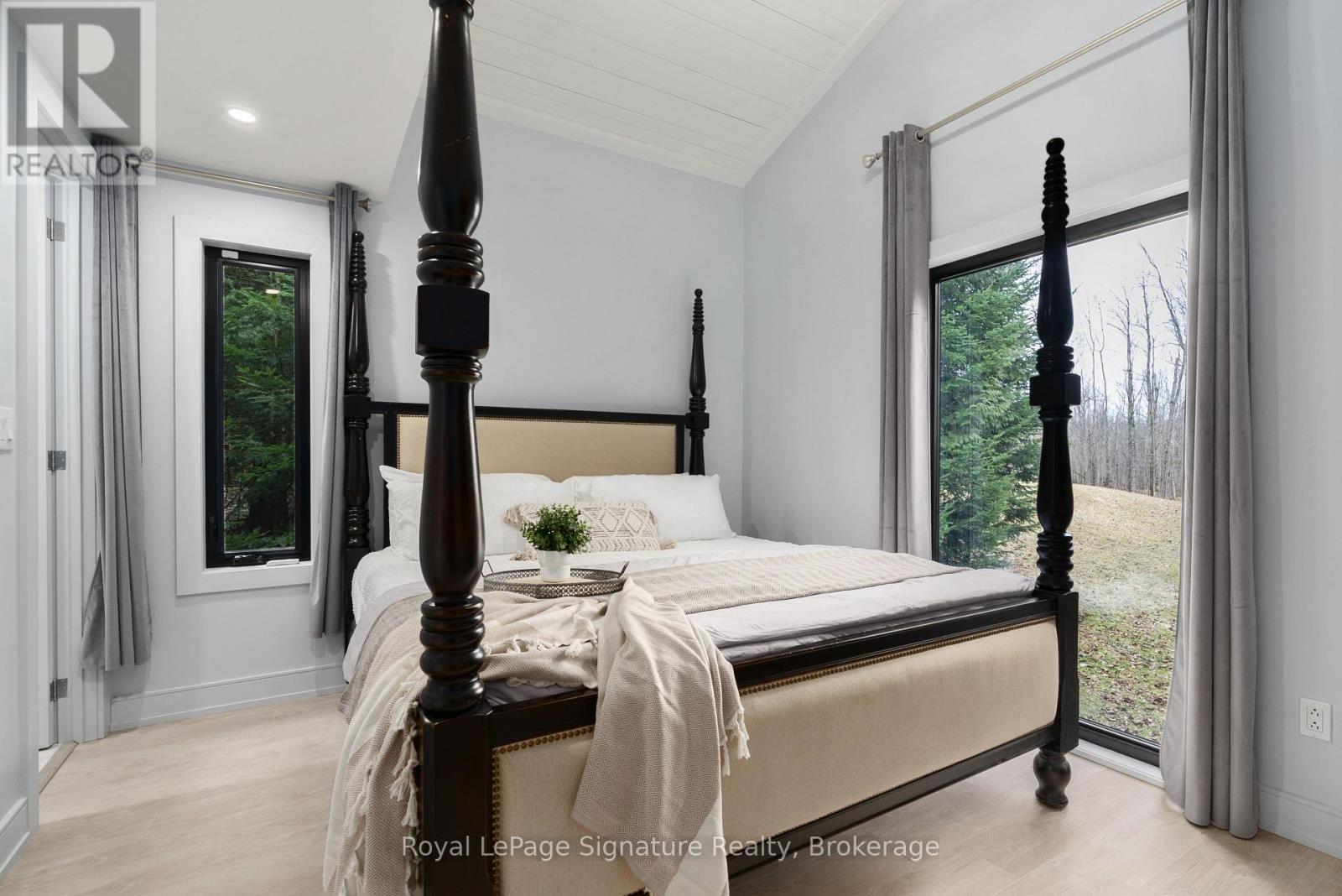 415040 10th Line, Blue Mountains, Ontario  N0H 2E0 - Photo 19 - X12898768