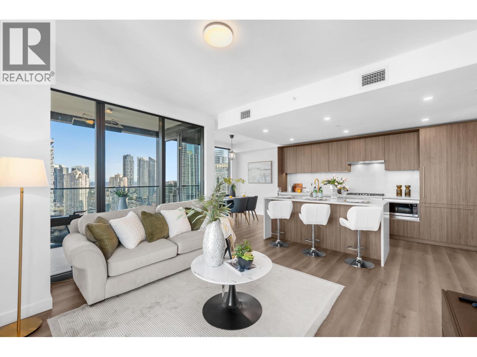 2108 5987 Wilson Avenue, Burnaby, British Columbia  V5H 0L7 - Photo 5 - R3101628