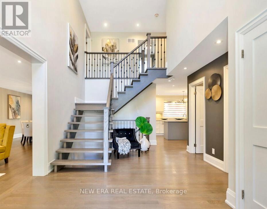 2068 Mississauga Road, Mississauga, Ontario  L5H 2K6 - Photo 9 - W12902600